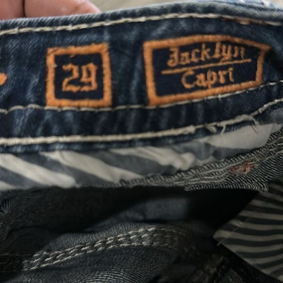 Rock Revival Jacklyn Capri Blue Denim Designed exclusive for Buckle E8388P24 - Picture 11 of 13